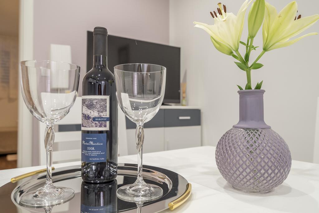 Drop In Split Luxury Suites Dış mekan fotoğraf
