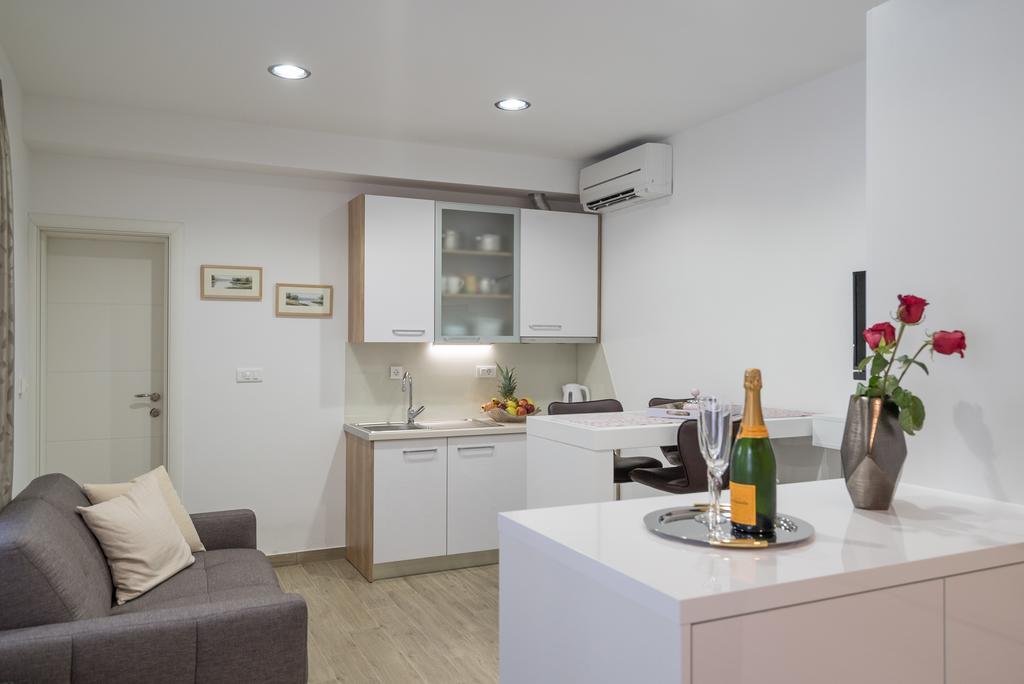 Drop In Split Luxury Suites Dış mekan fotoğraf