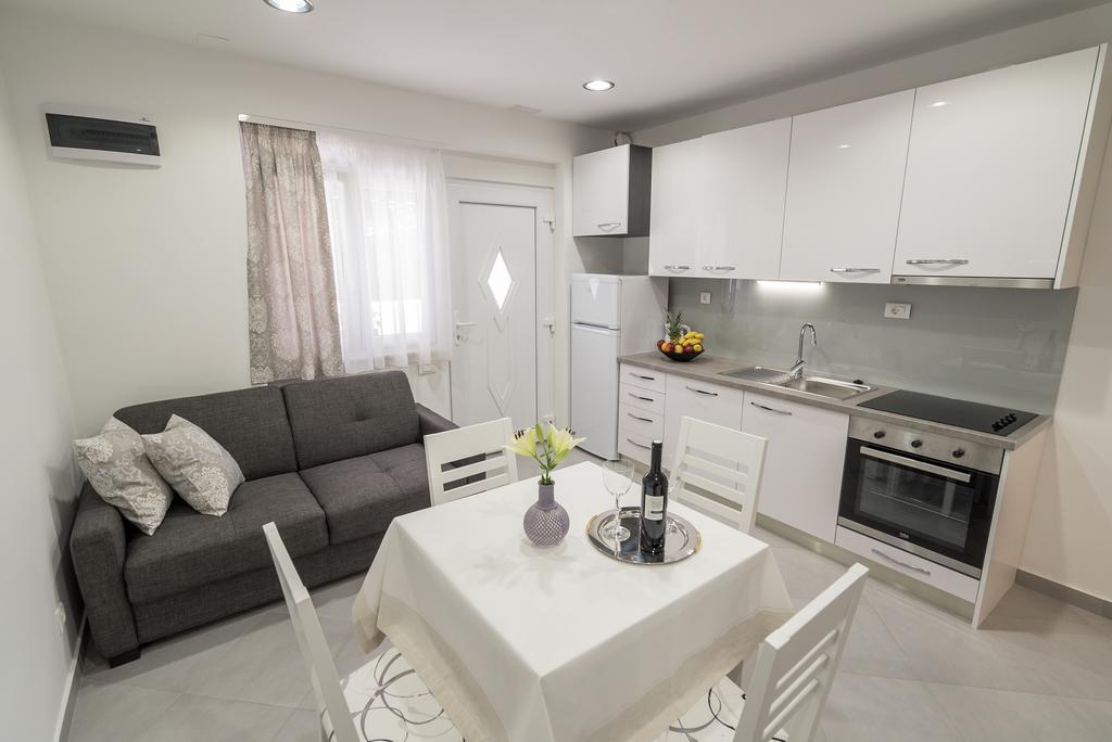 Drop In Split Luxury Suites Dış mekan fotoğraf