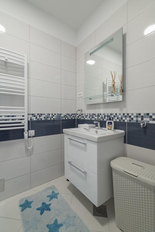 Drop In Split Luxury Suites Dış mekan fotoğraf
